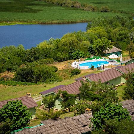 Delta Nature Resort Tulcea Exterior photo