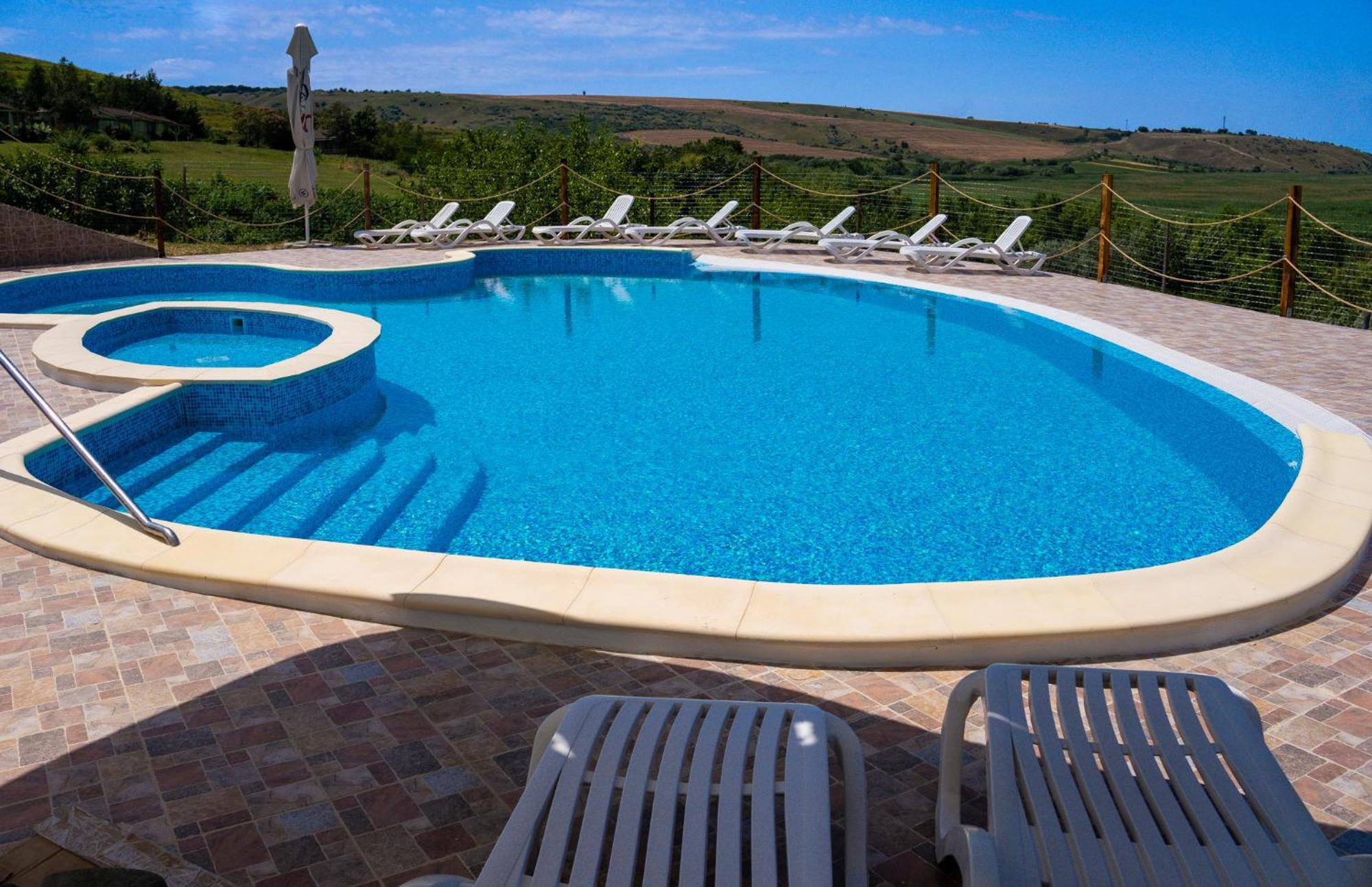 Delta Nature Resort Tulcea Exterior photo