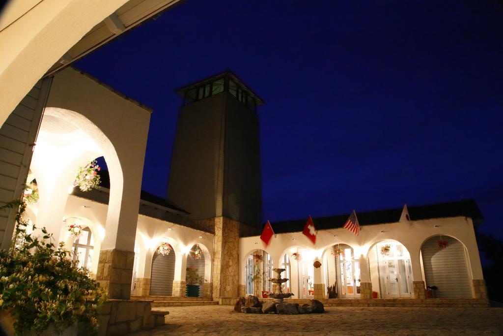 Delta Nature Resort Tulcea Exterior photo