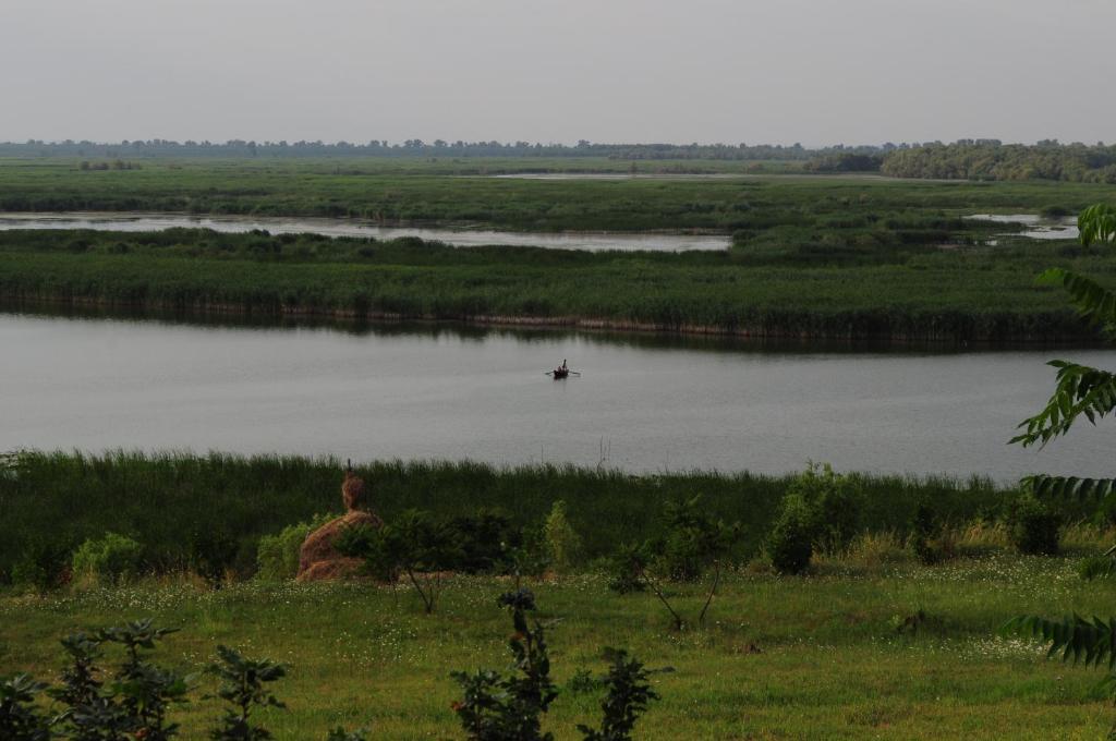 Delta Nature Resort Tulcea Exterior photo